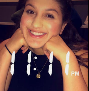 Meet your Posher, Isela